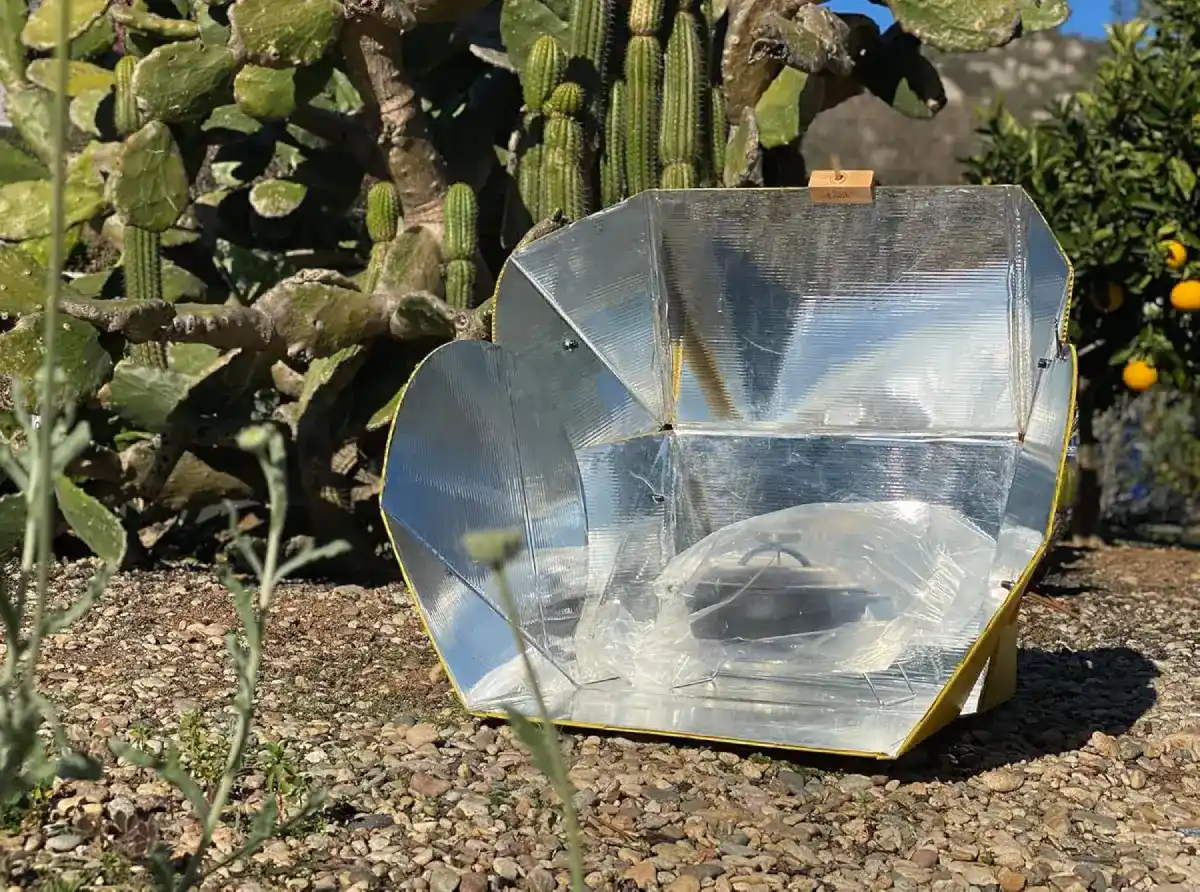 solcook all season solar cooking solution